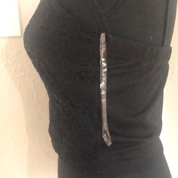 Ladies Eclipse Black Lace Crop Top - Size Small - Picture 4 of 6